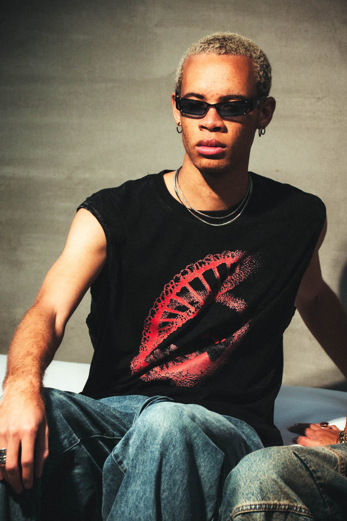 DNA Lips Muscle Tee — Black