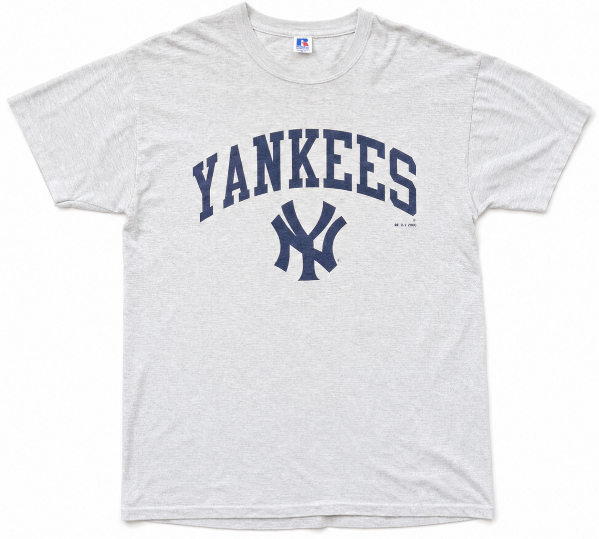 Grey Yankees '00 Graphic Tee