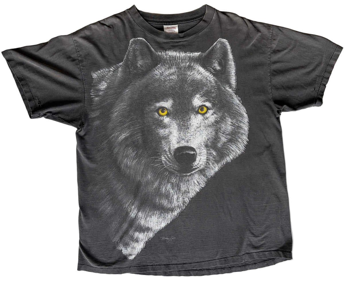 Distressed '98 Wolf Graphic T-Shirt