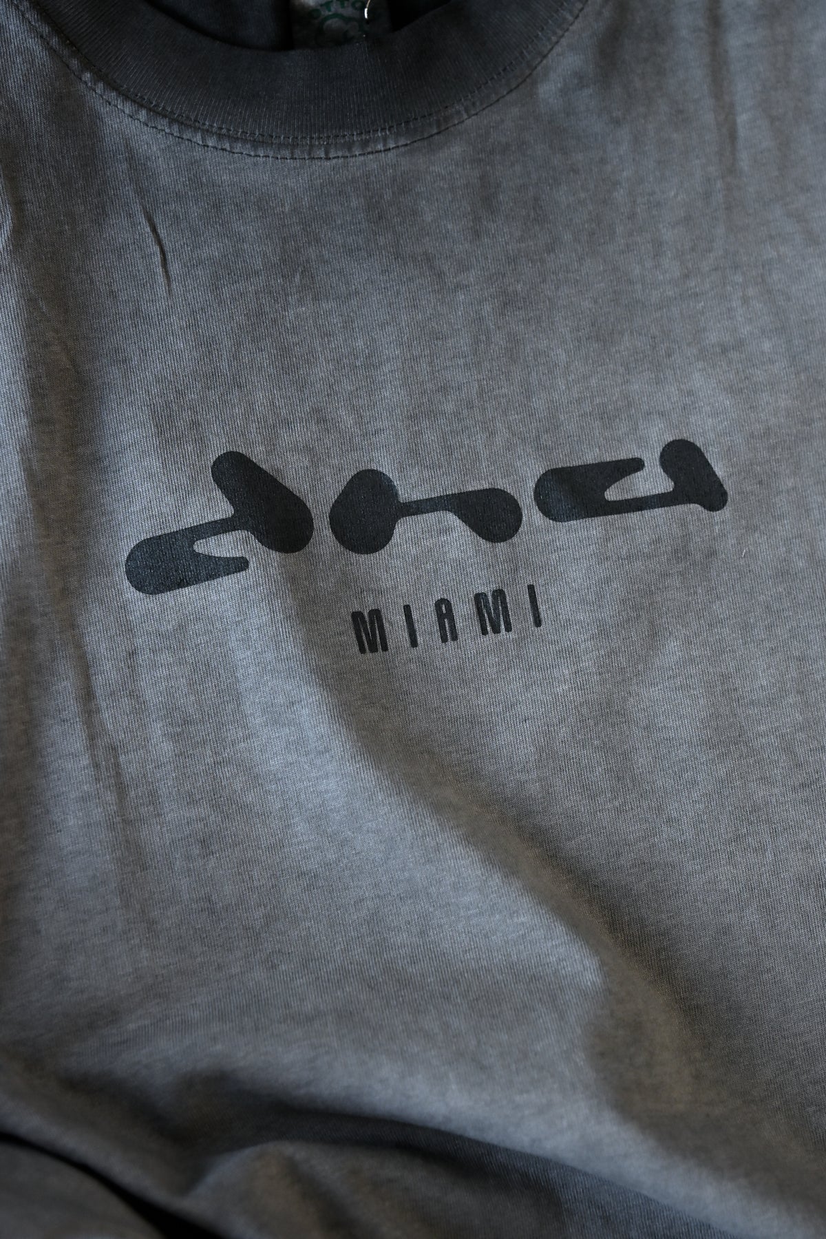 The Source Tee - CHARCOAL SMOKE