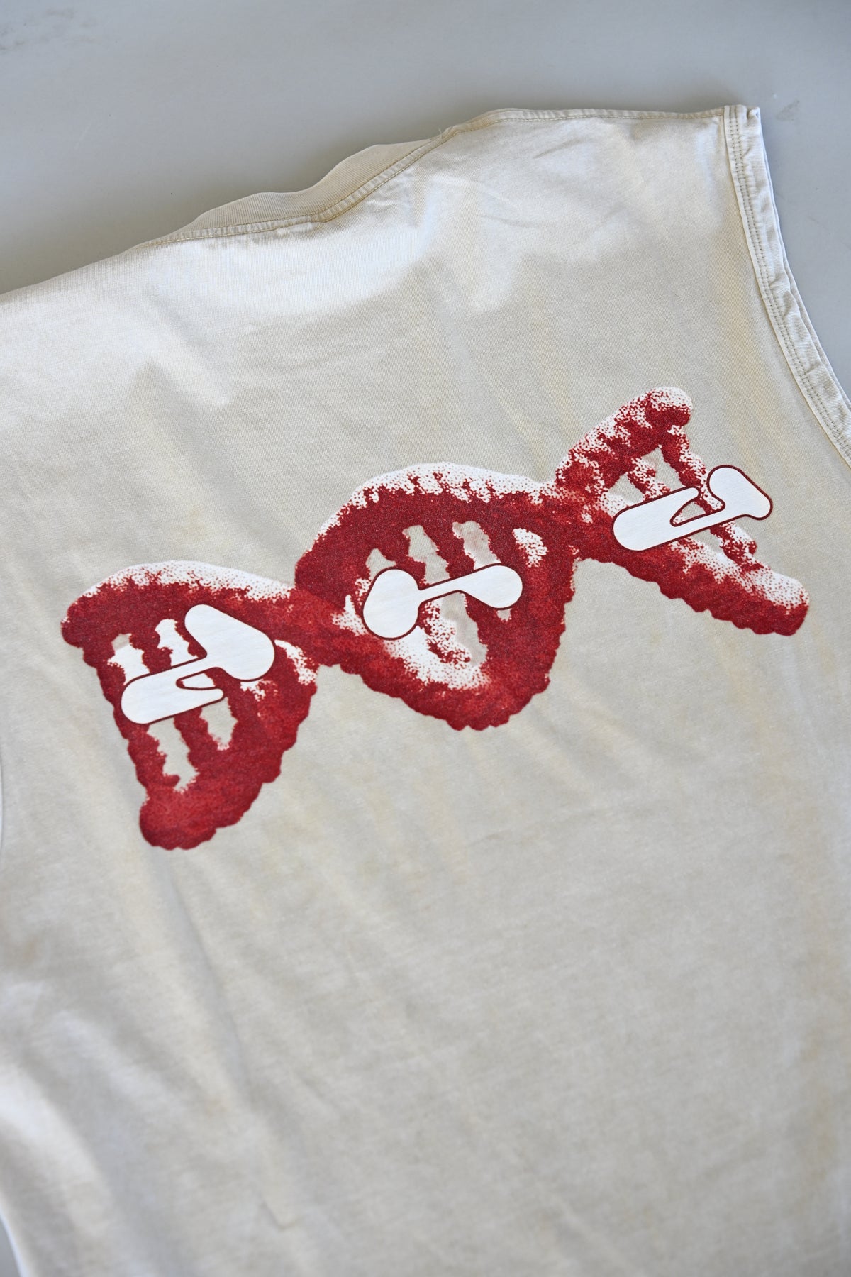 The Source Muscle Tee - Grain