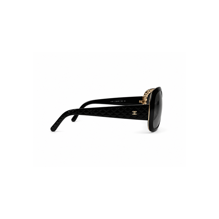 Black Chanel &