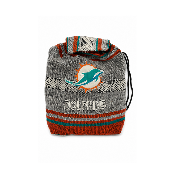 Dolphin&