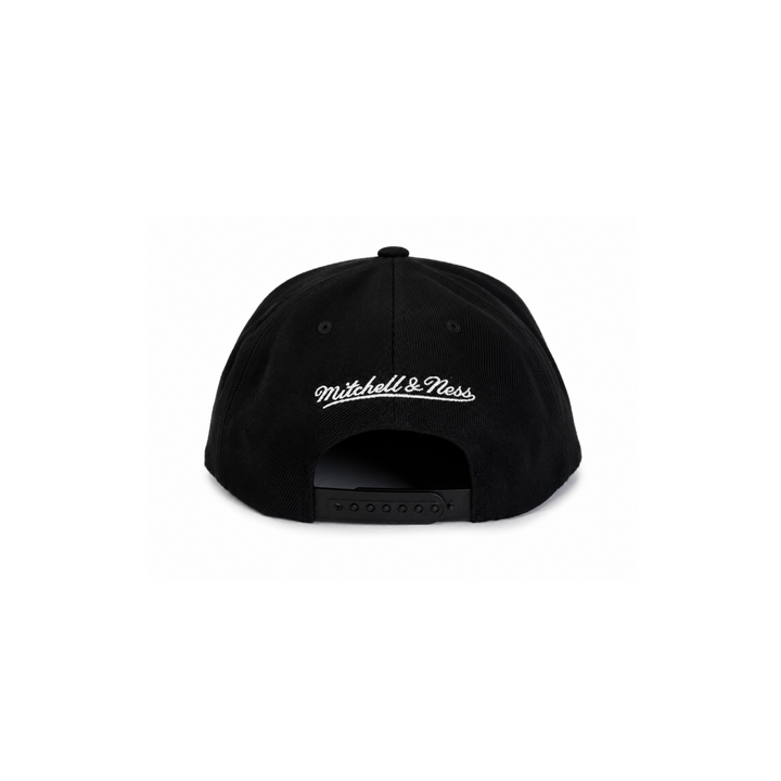 Vintage Black Mitchell &amp; Ness 76ers Flat Brim Hat