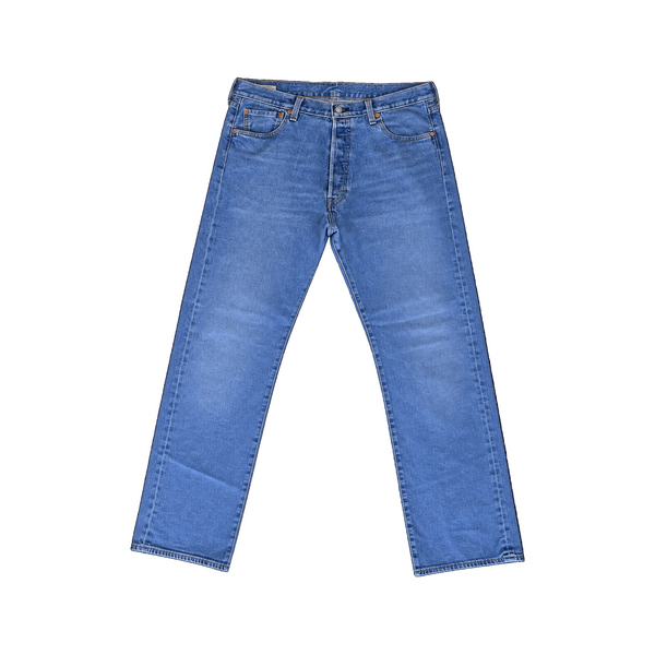 Vintage Levi's 505 Regular Fit Medium-Wash Jeans